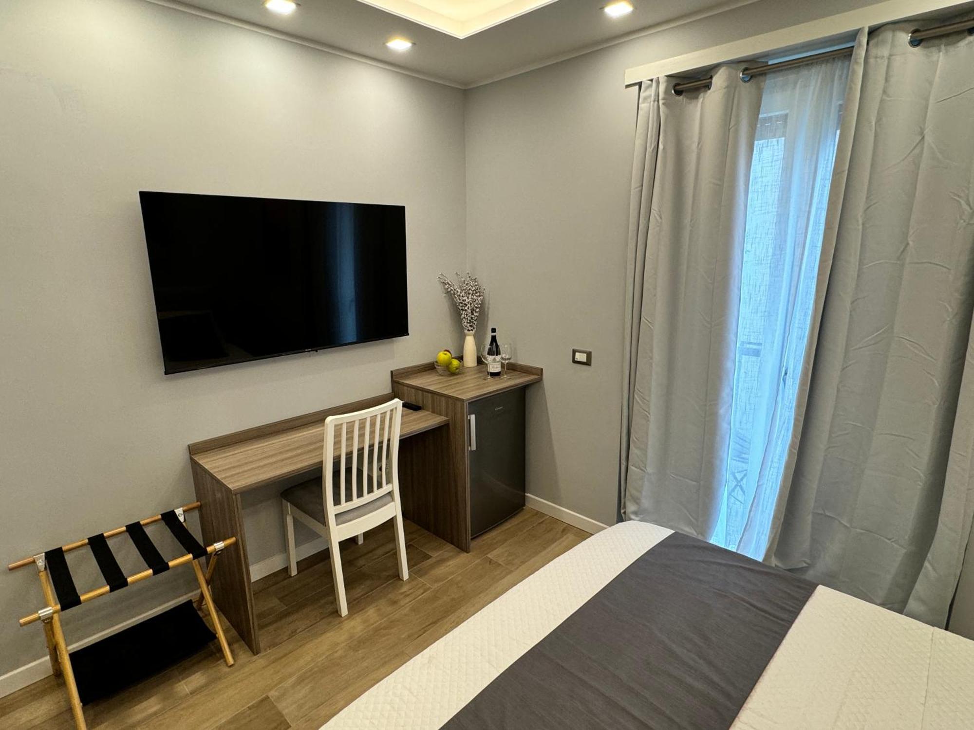 Niky House Roma Hotel Exterior photo