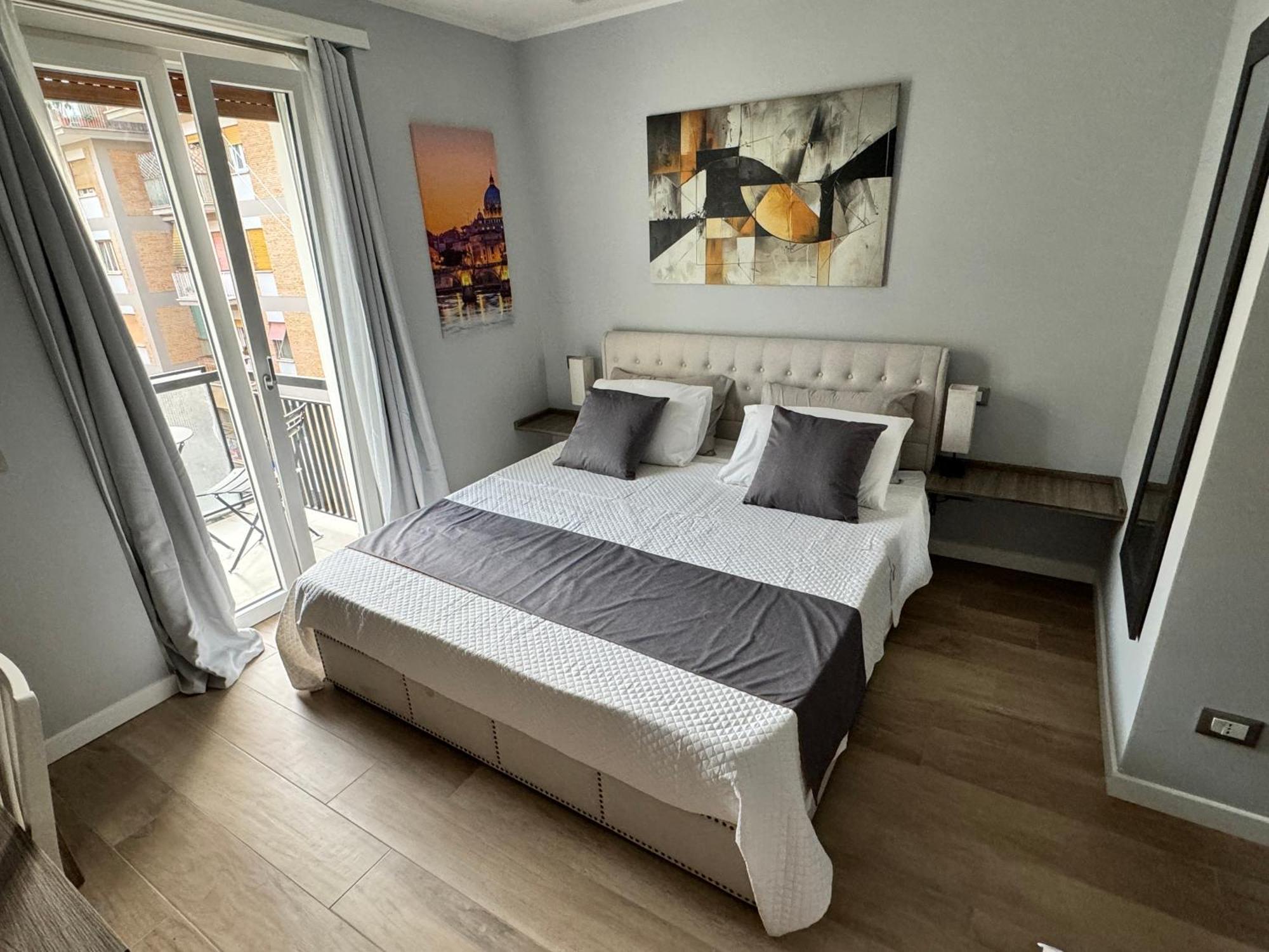 Niky House Roma Hotel Exterior photo